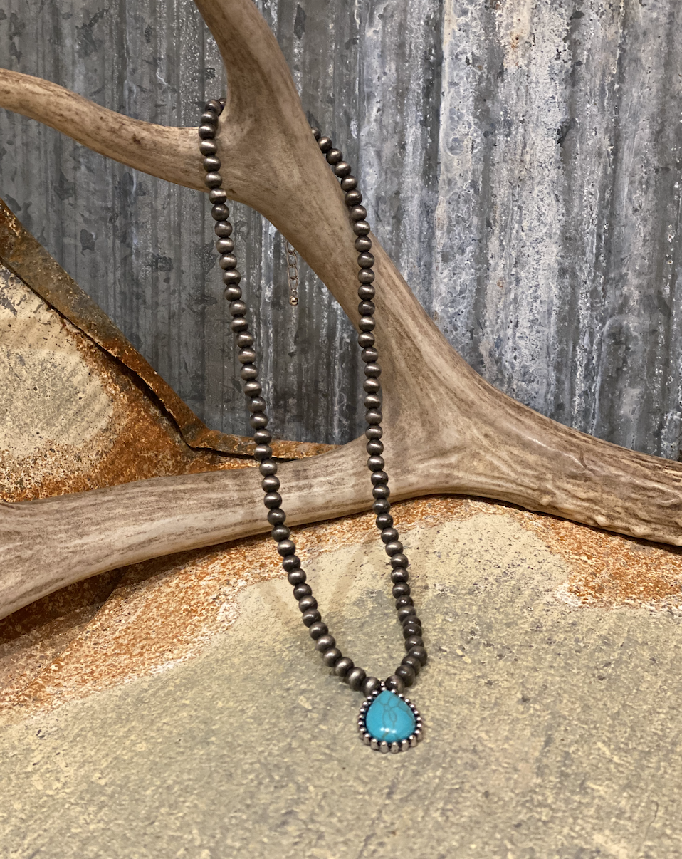 Kremmling Navajo Pearl Turquoise Necklace